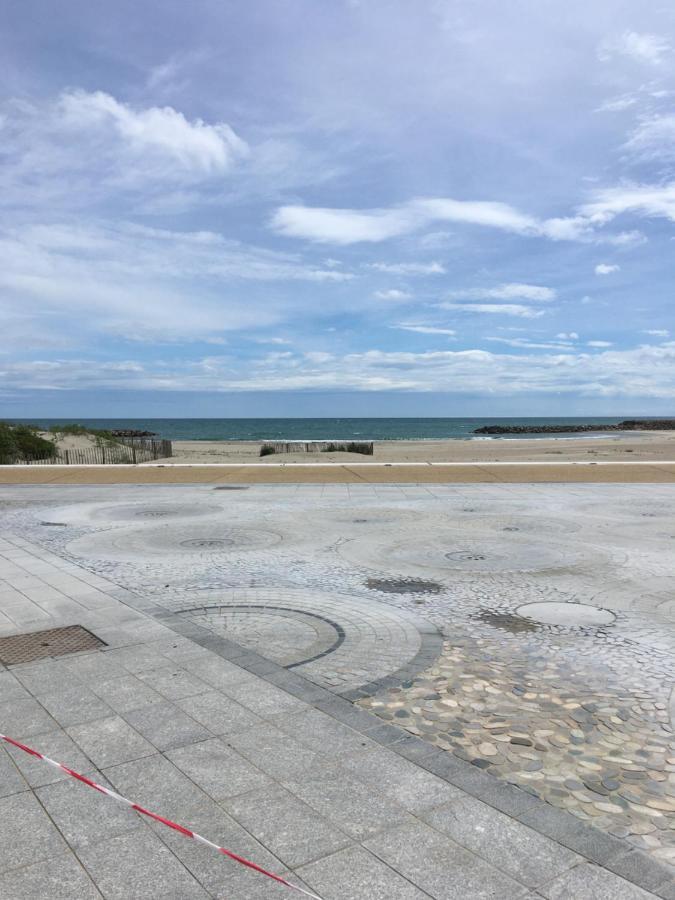 Le Grand Large Apartment Sete Bagian luar foto